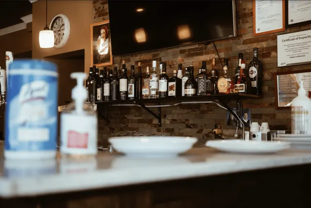 The bar at Justino's Wood Oven Pizza, Oakville